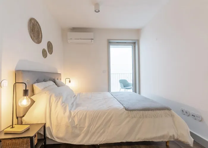 Lejlighed Modern 1br - Brand New Bonjardim F