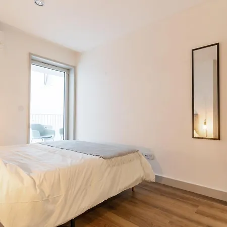 Modern 1br - Brand New Bonjardim F Apartament